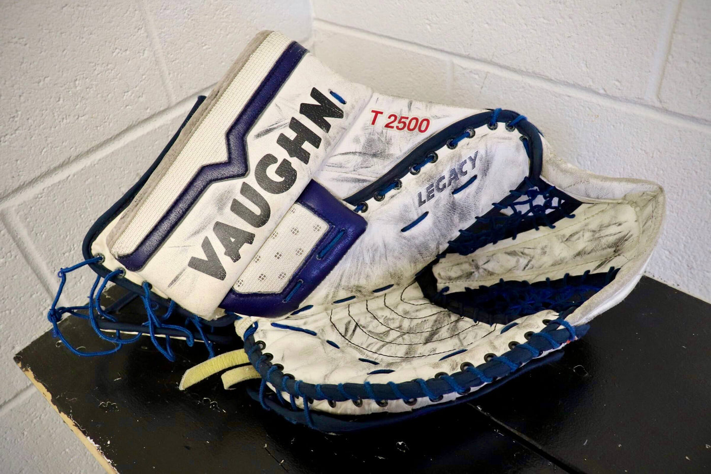 Vaughn Legacy Glove
