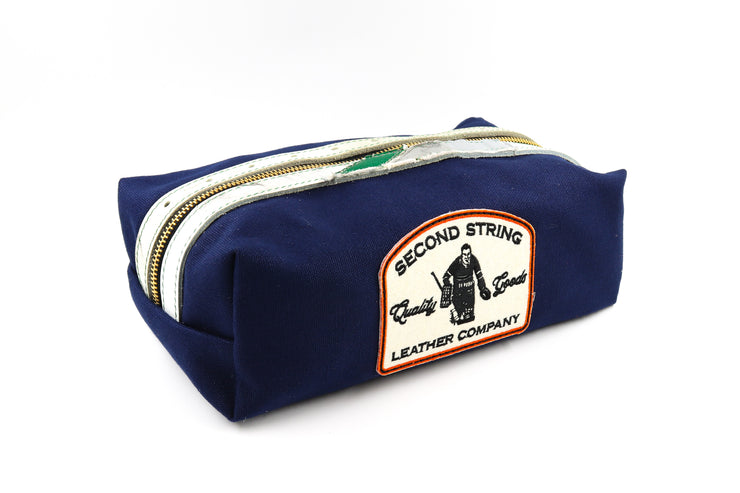 Hartford Gray/Green Bathroom Bag