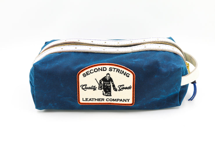 Tampa Bay Big Cat Bathroom Bag