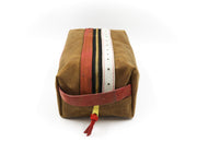 Motown Collection Red Handle Bathroom Bag