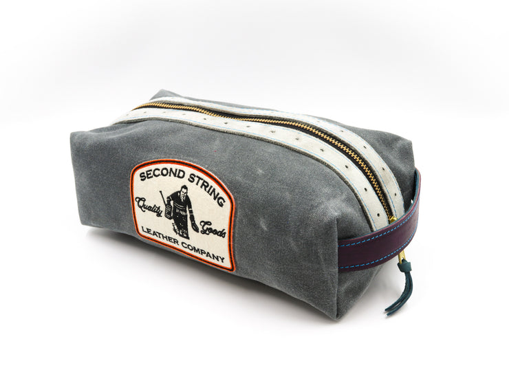 Anaheim Duck Hunt Bathroom Bag