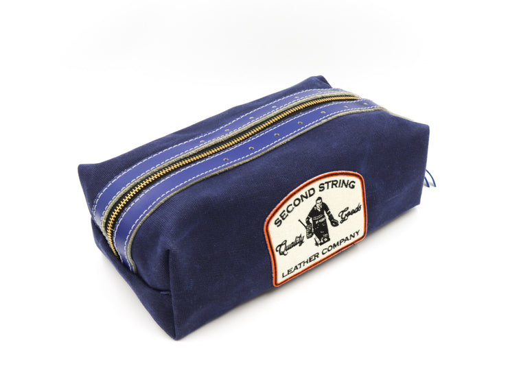 Big Cat Collection Blue Bathroom Bag