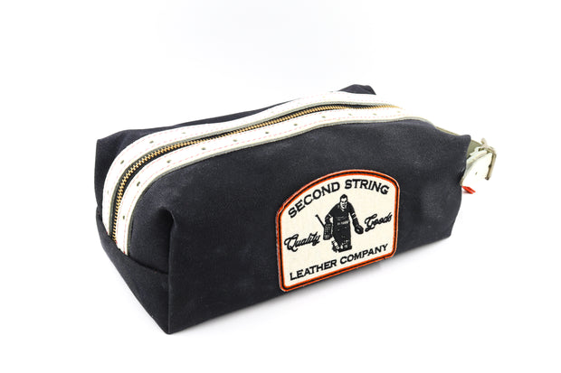 New Jersey Black/White Bathroom Bag