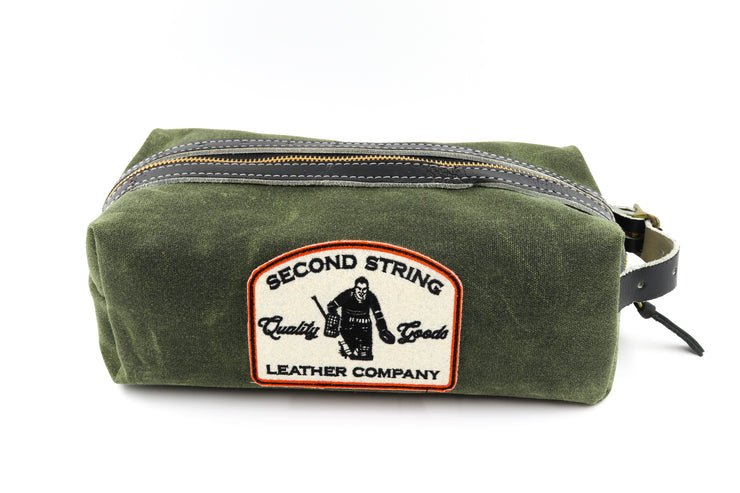 Dallas Black Bathroom Bag