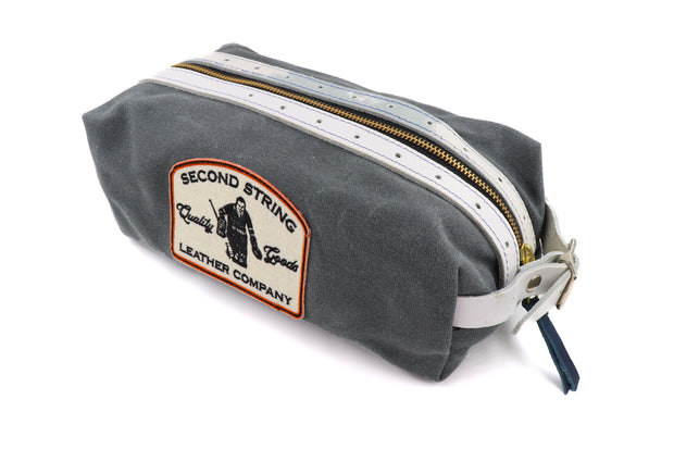 Toronto Buckle Bathroom Bag