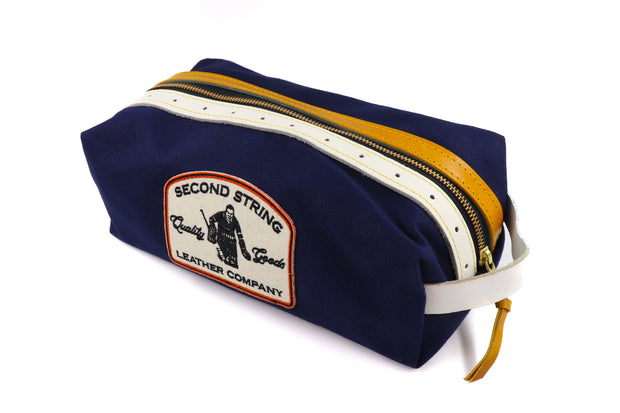 Florida White/Tan Bathroom Bag