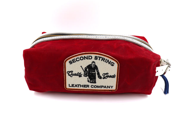USA Buckle Bathroom Bag