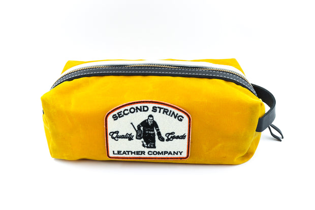 Boston Yellow/White Bathroom Bag