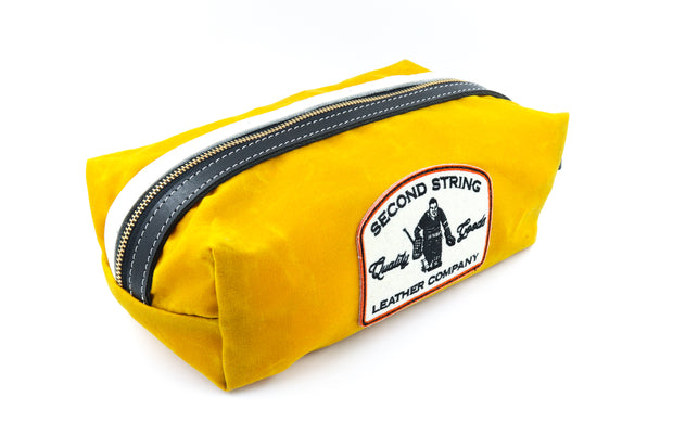 Boston Yellow/White Bathroom Bag