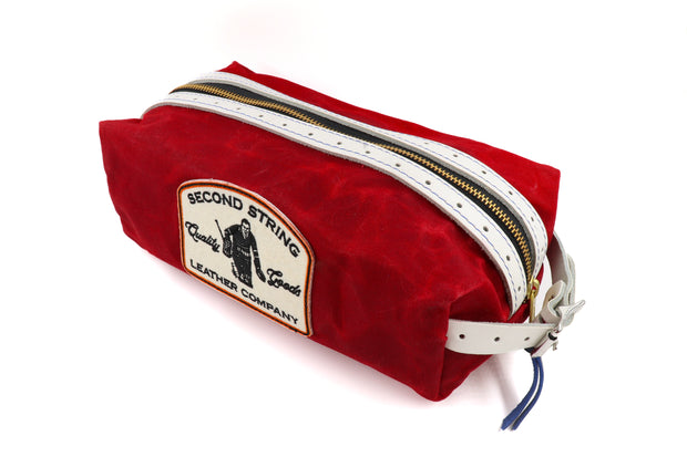 USA Buckle Bathroom Bag