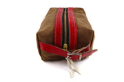Detroit Buckle Bathroom Bag