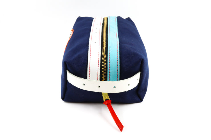 Seattle Teal/Hole Bathroom Bag