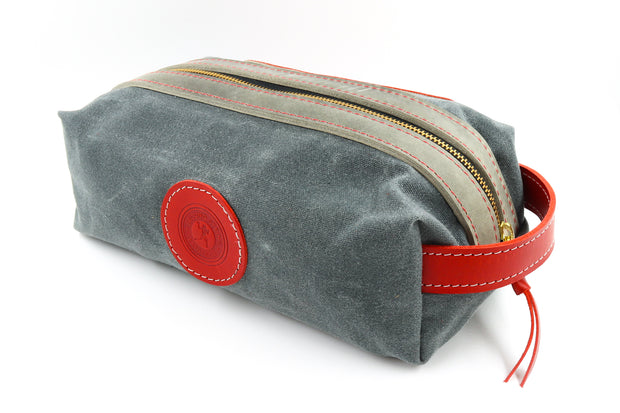 Buckeyes Bathroom Bag