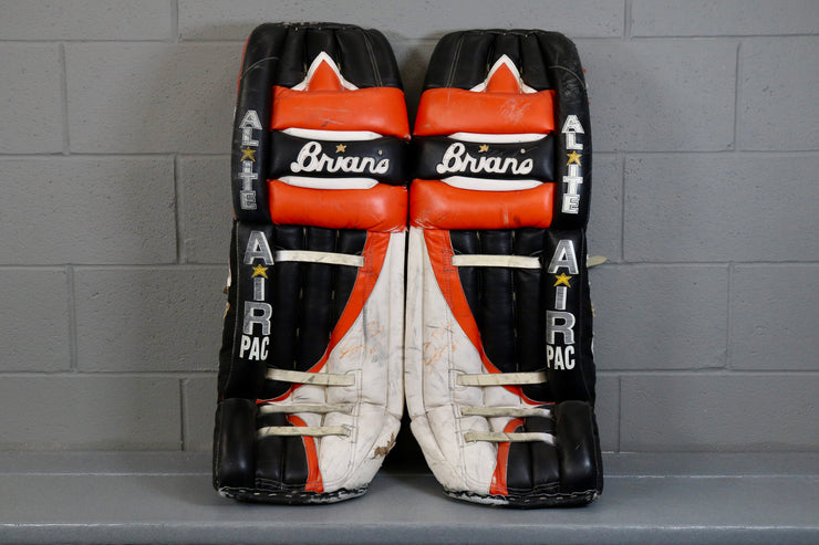 Philadelphia Tan Bathroom Bag