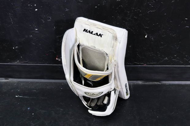 Boston White Keychain