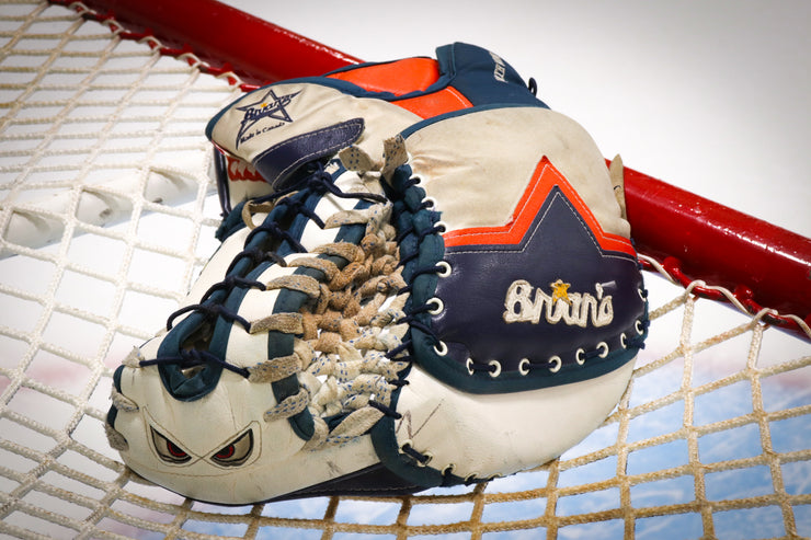 New York One 6 Slot Wallet