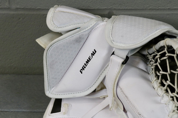 Montreal White Keychain