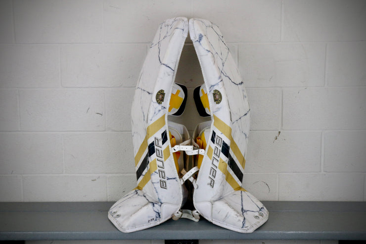 Boston Yellow/White Bathroom Bag