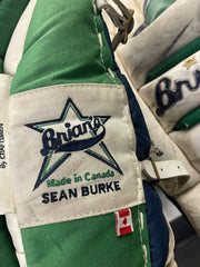 Hartford White Keychain