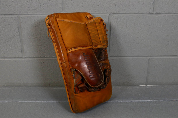 Cooper GM12 Brown Keychain