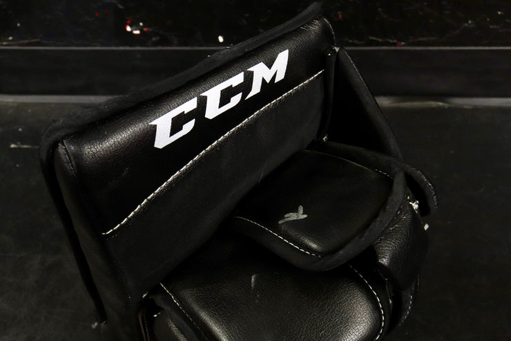 Chicago Red/Black Keychain