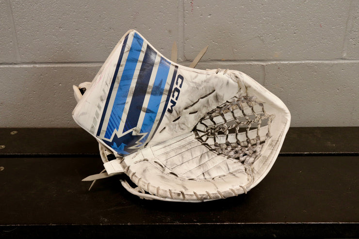 Winnipeg 1 6 Slot Wallet