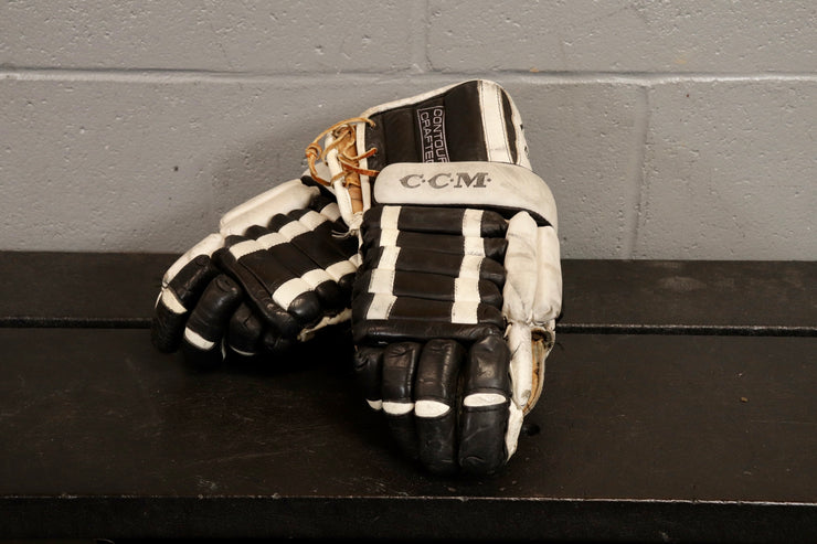 Boston St Patricks Day 6 Slot Bi-Fold Wallet