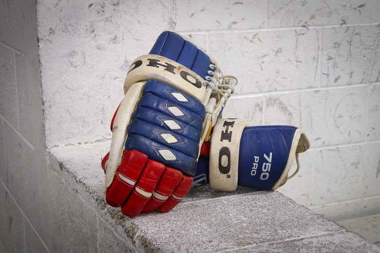 New York One 6 Slot Wallet